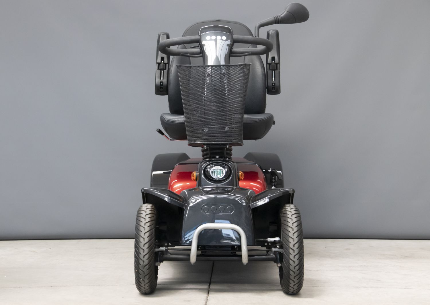 Scootmobiel buiten Mezzo 4