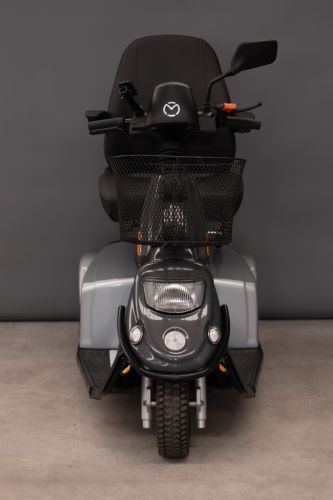 Scootmobiel buiten MINICROSSER M1 - 3 WIEL