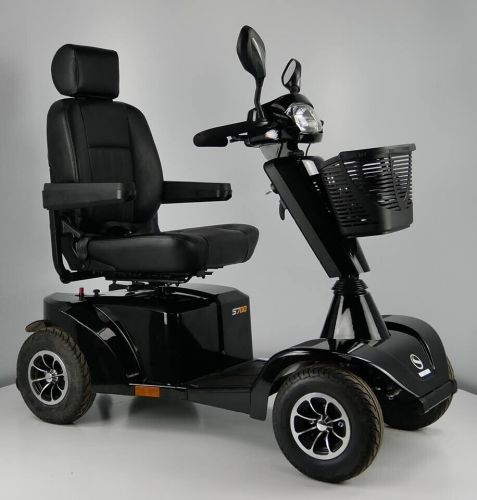 Scootmobiel buiten S700