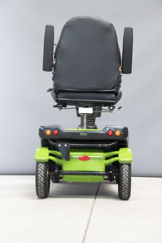 Scootmobiel buiten Mezzo 4