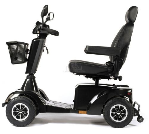 Scootmobiel buiten S700
