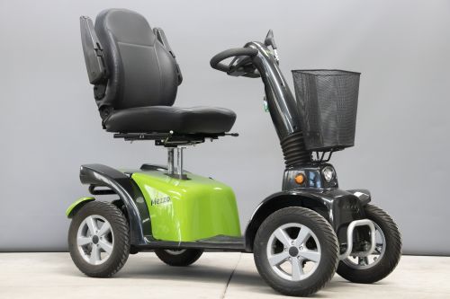 Scootmobiel buiten Mezzo 4