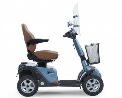 Scootmobiel buiten SOLO BLUE DIAMOND - 3 of 4 wiel