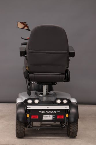 Scootmobiel buiten MINICROSSER M1 - 3 WIEL