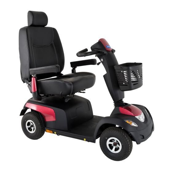 Scootmobiel buiten COMET ULTRA 4 WIEL 10KM/U