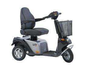 Scootmobiel buiten SOLO 3