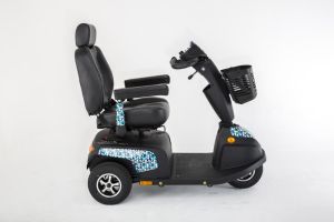 Scootmobiel buiten ORION PRO 4 WIEL - 15KM/U