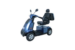Scootmobiel buiten Breeze C4 PLUS
