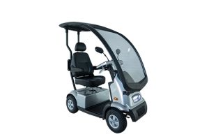 Scootmobiel buiten Breeze C4 PLUS